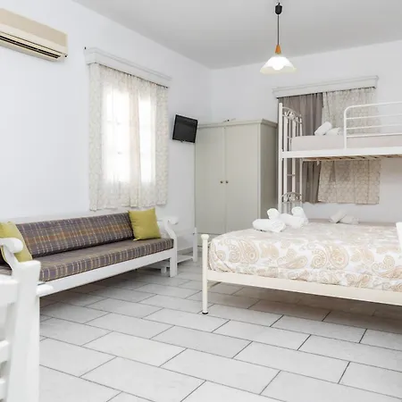 Depis & Appartamento Naxos City
