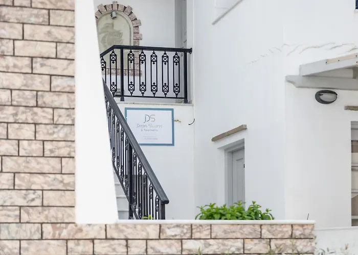 Depis & * Naxos City