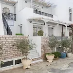 Depis & Apartamento Naxos City