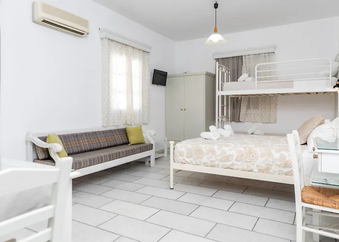 Depis & Apartamento Naxos City